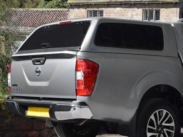 NISSAN-NAVARA-NP300-TRUCKTOP-AEROKLAS-HIGH-SPEC-LEISURE-HARD-TOP