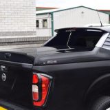 navara-np300-stylish-alpha-scz-load-bed-cover