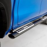 nlg_jan_180297_hilux_side_steps_black_side_tubes_pic.1